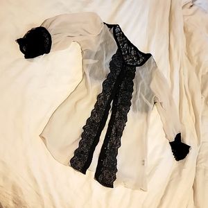 3/4 sleeve lace blouse